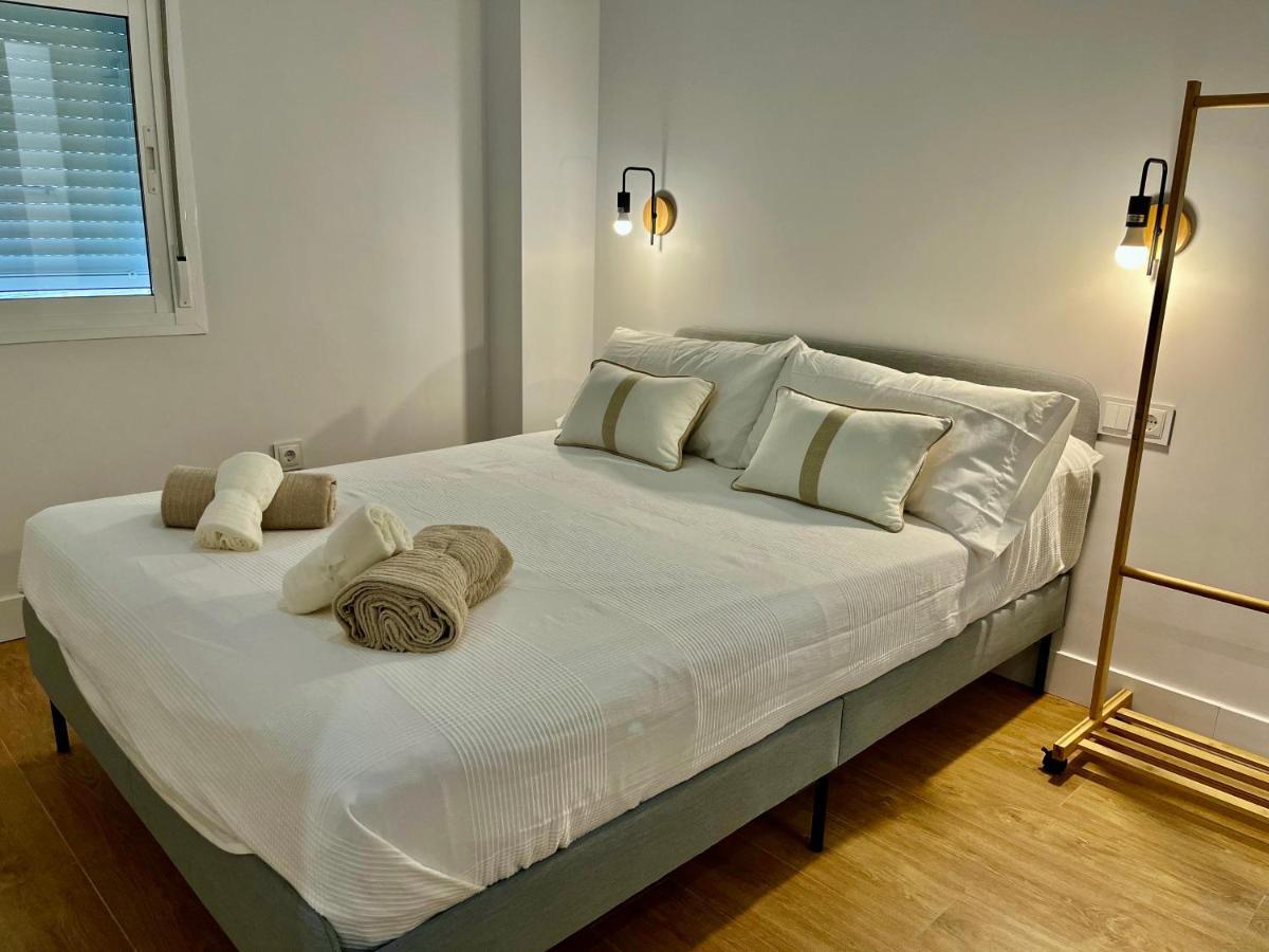 Piso Picasso, Modern In The Heart Of Apartment
