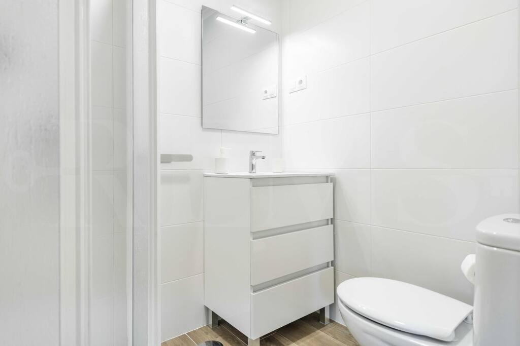 Authentic Minimalistic Near La Union By Rems Apartment