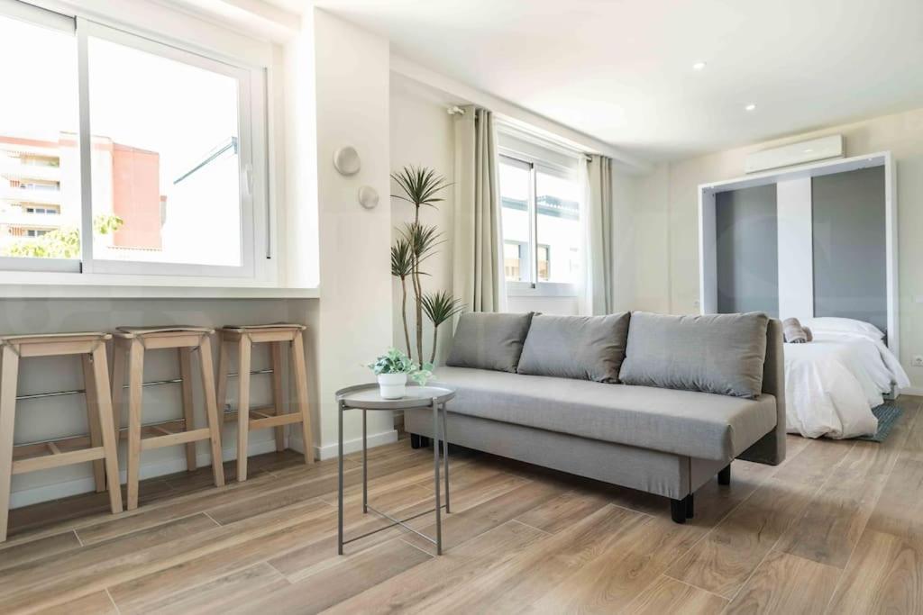 Authentic Minimalistic Near La Union By Rems Apartment