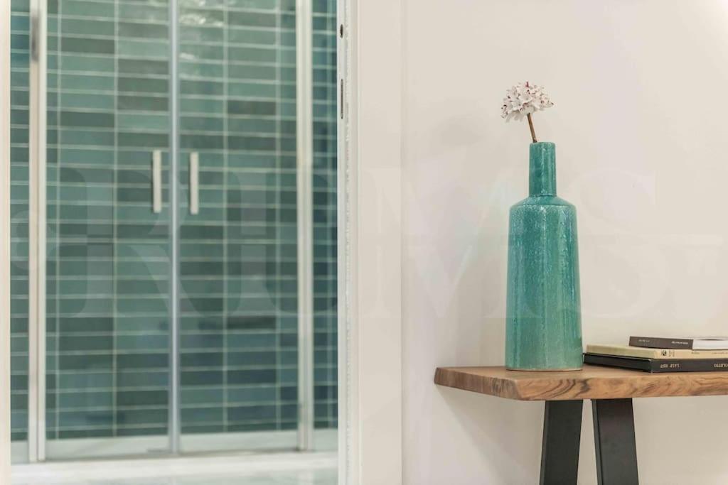 Luxurious In Center With Parking By Rems Apartment Malaga