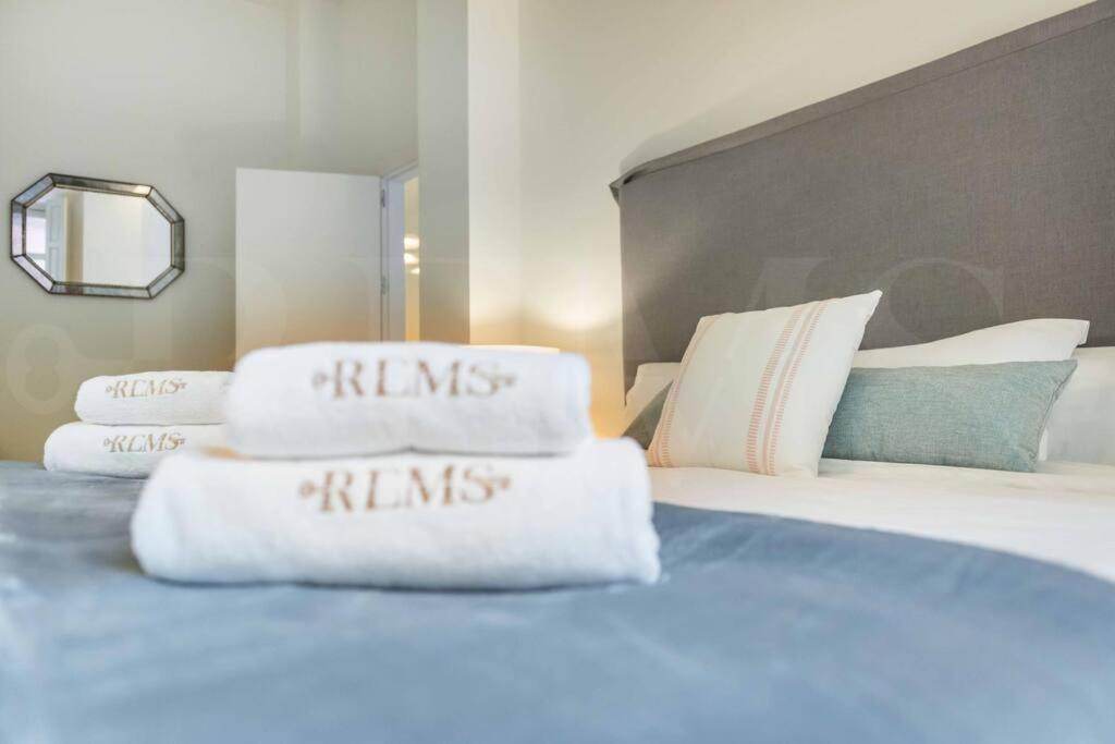 Luxurious In Center With Parking By Rems Apartment Malaga