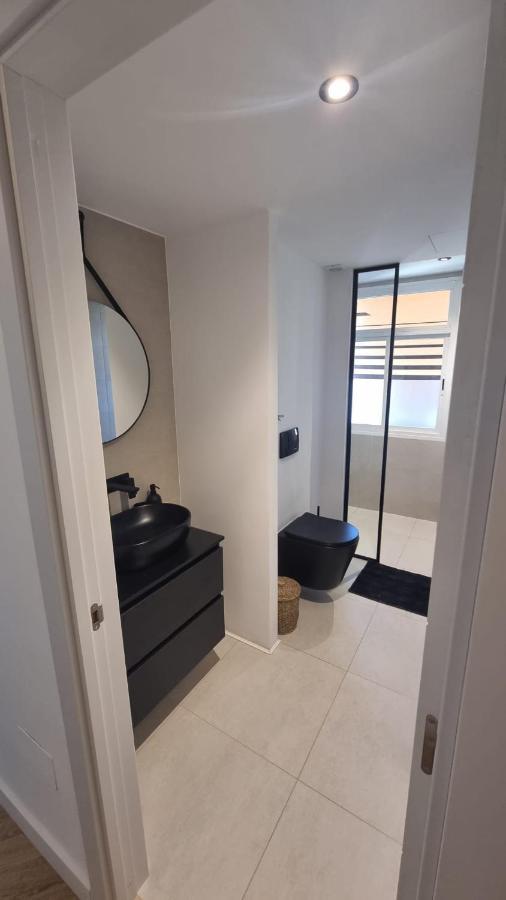 Luxe In Het Centrum Met Gratis Parkeerplek! Apartment Málaga