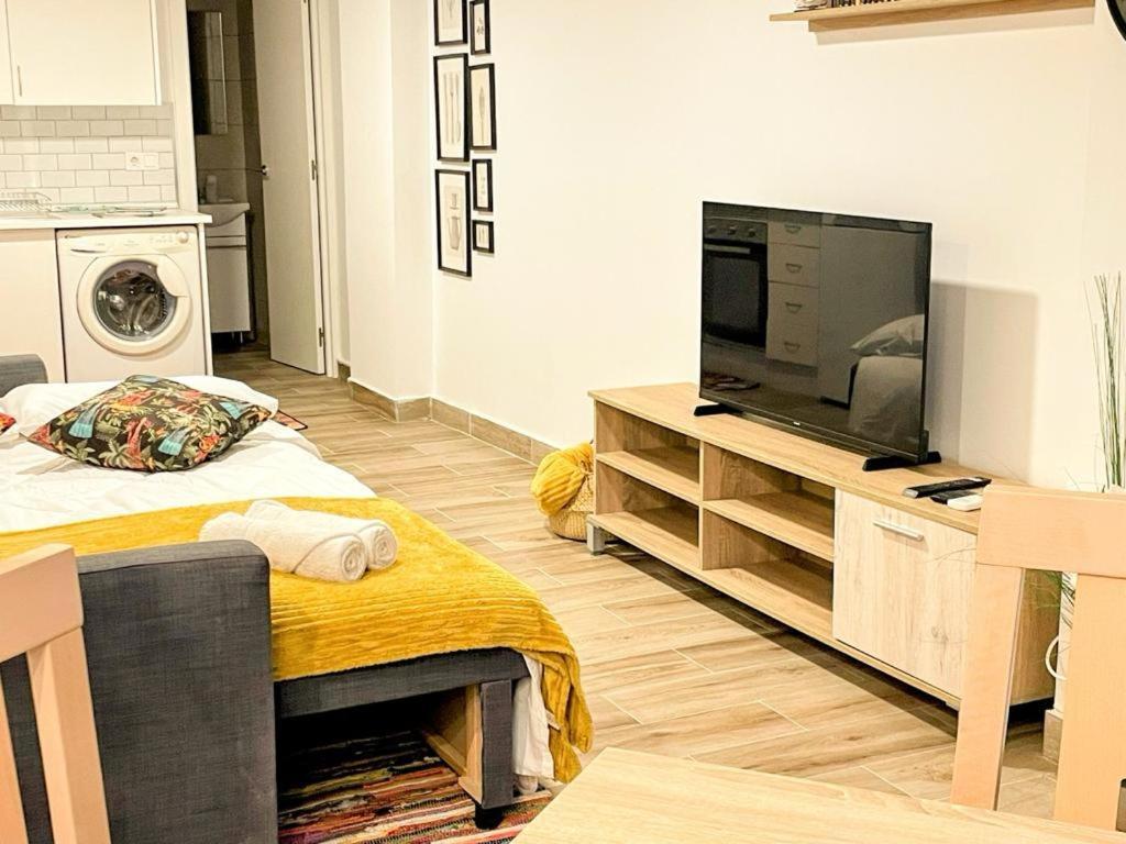 Nomad Urban Duplex Apartment *