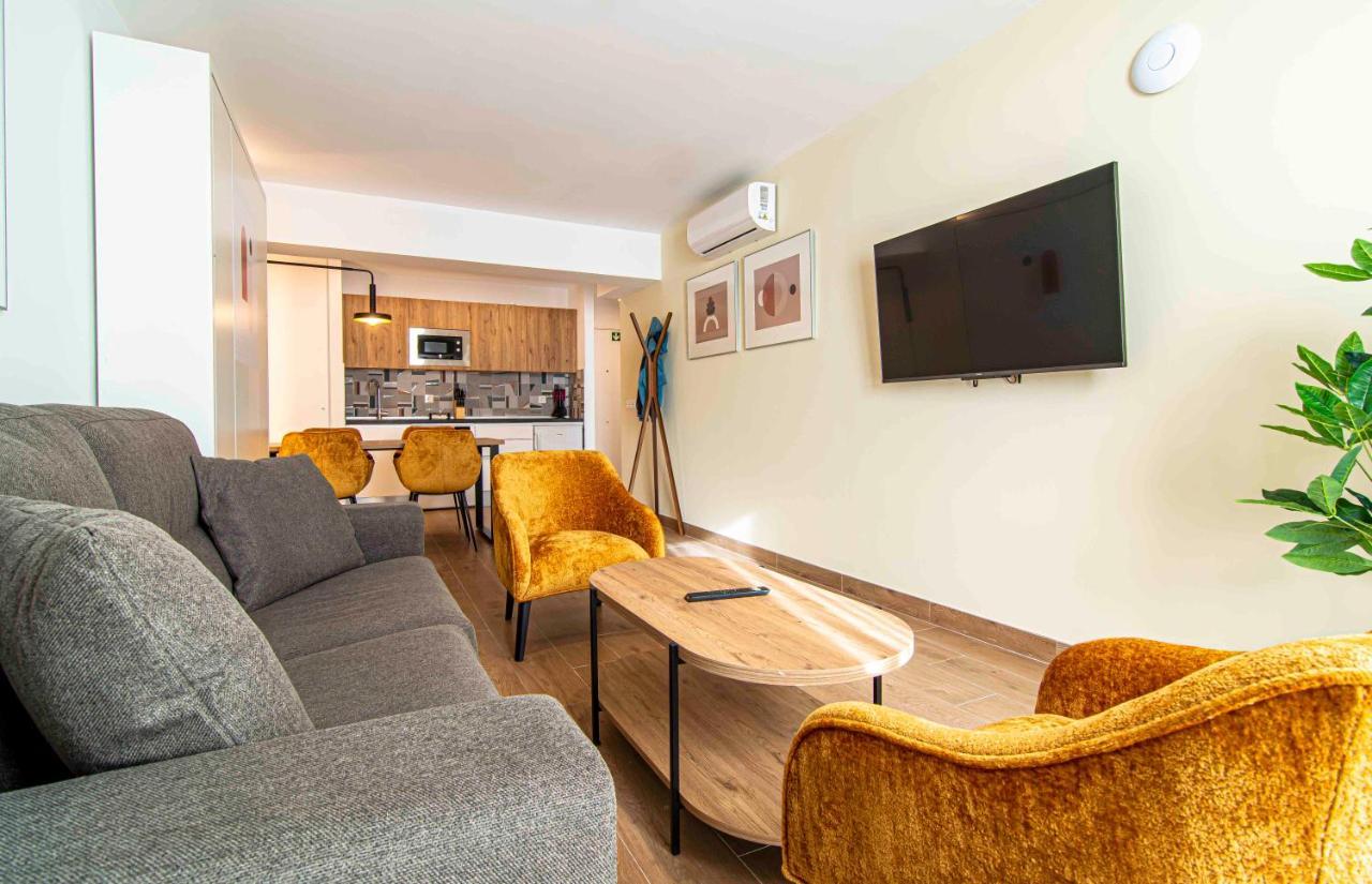 1 Abril Appartement *