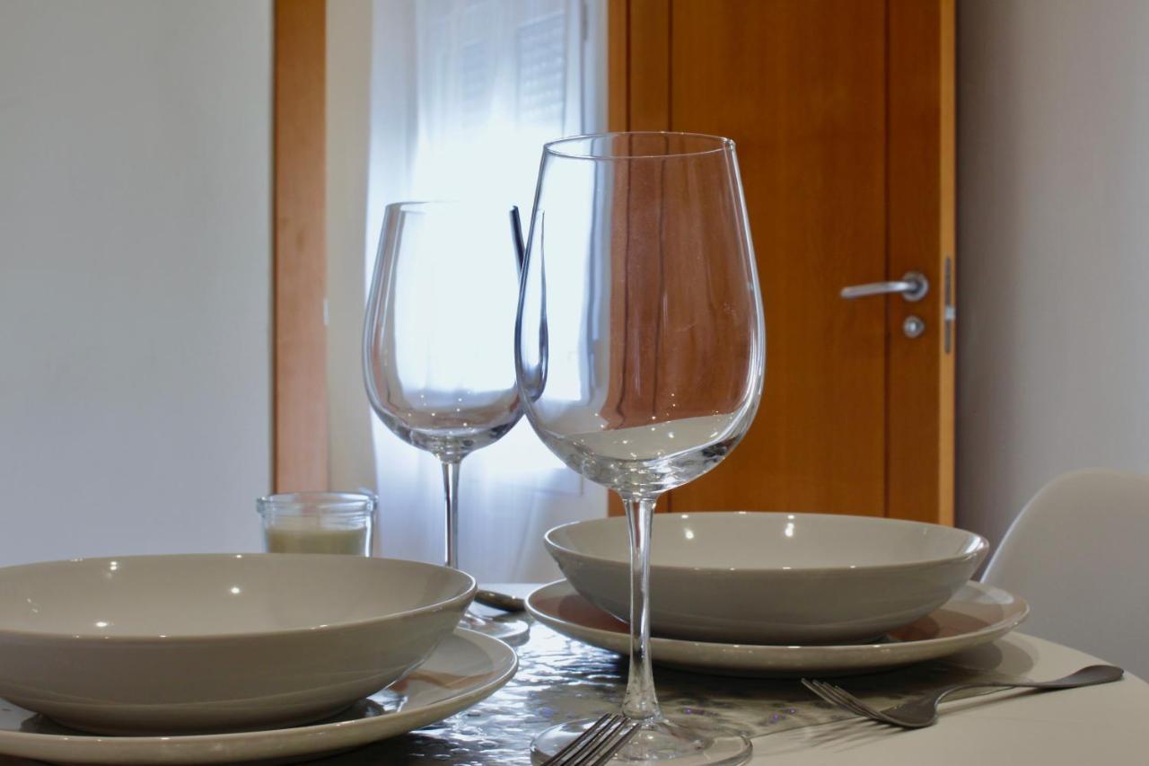 New In Center Apartment *