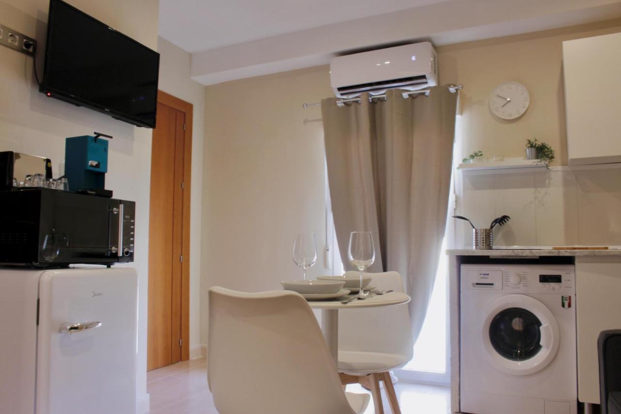 New In Center Apartment