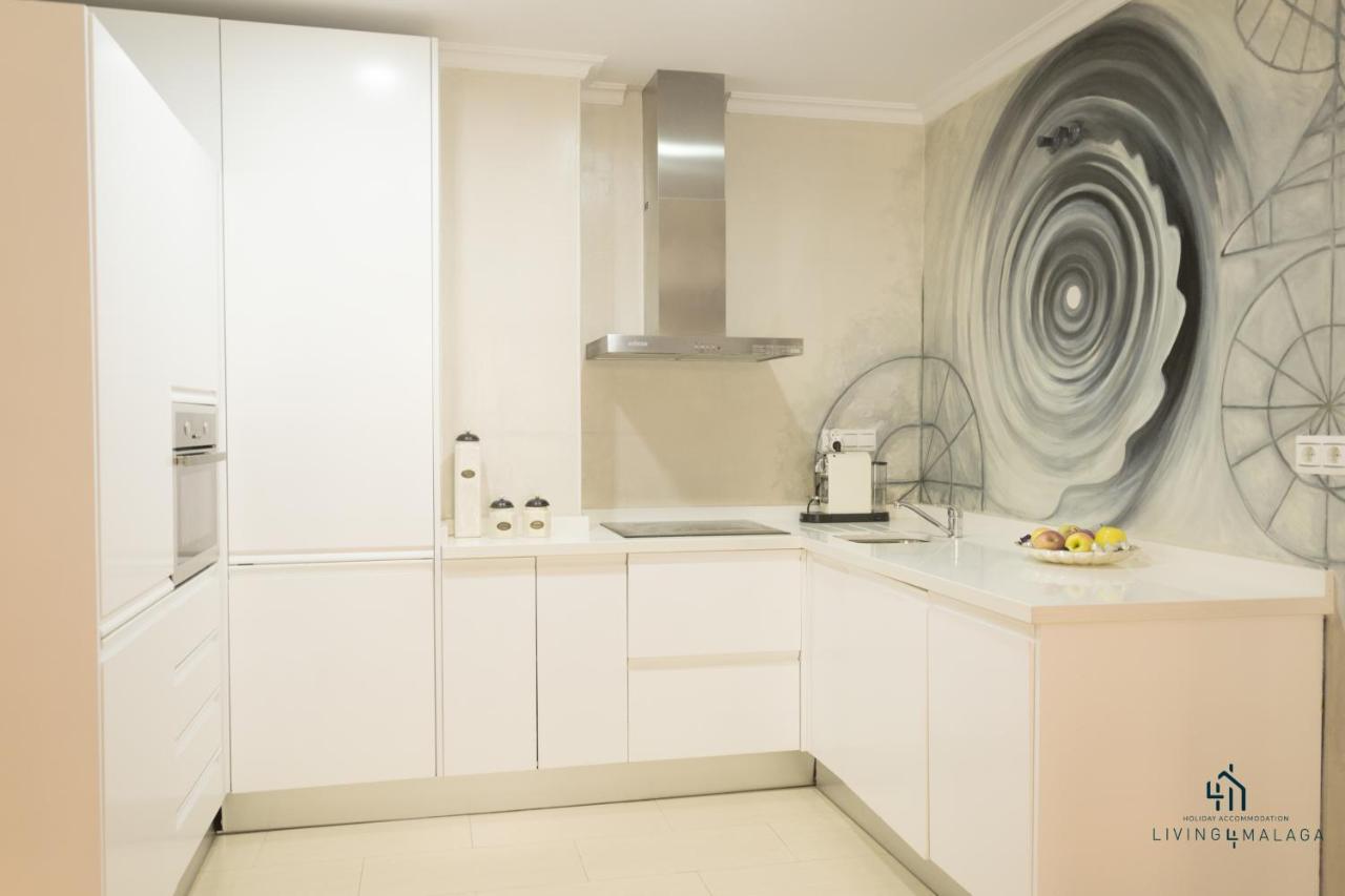 Living4malaga Atarazanas Executive Apartment *