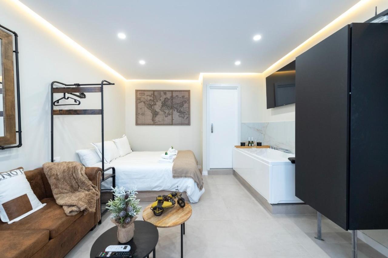 Luxury Jacuzzi Apartment