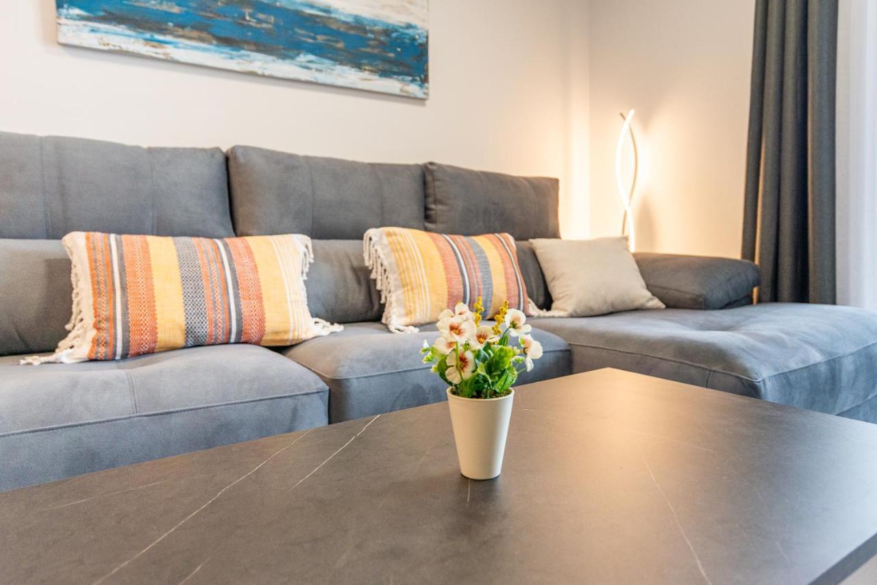 Modern Near Huelin & Free Parking Apartment Malaga