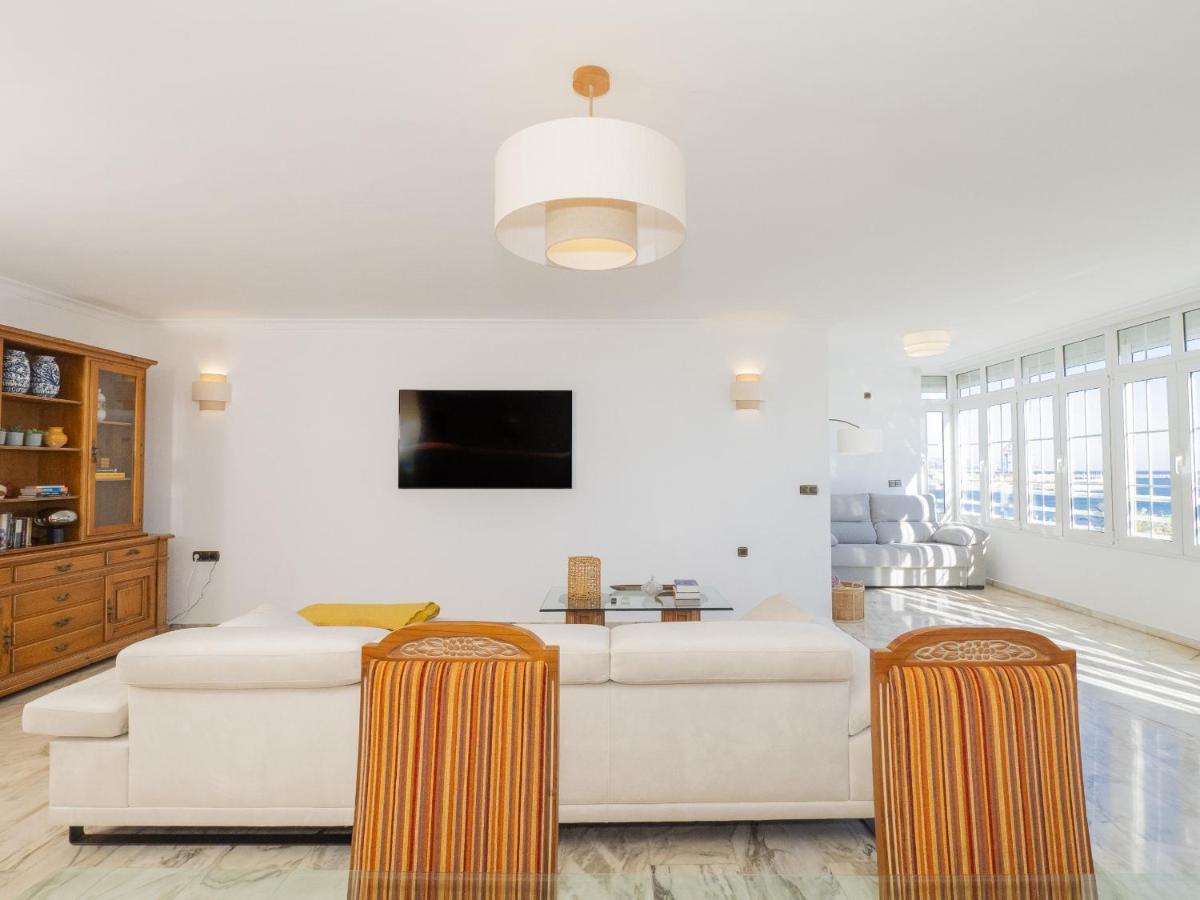 Cubo's Seaview Port & Free Parking Apartment *