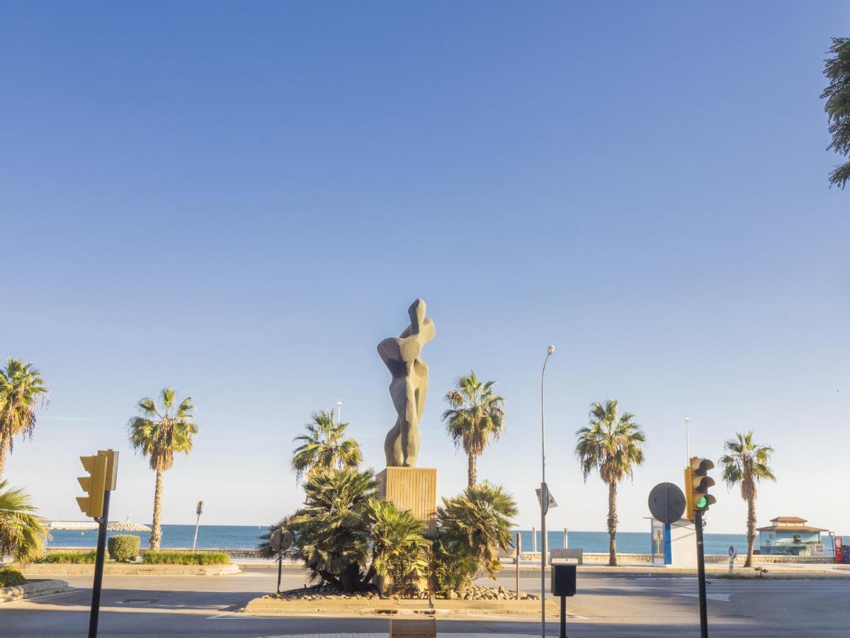 Cubo's Seaview Port & Free Parking Málaga