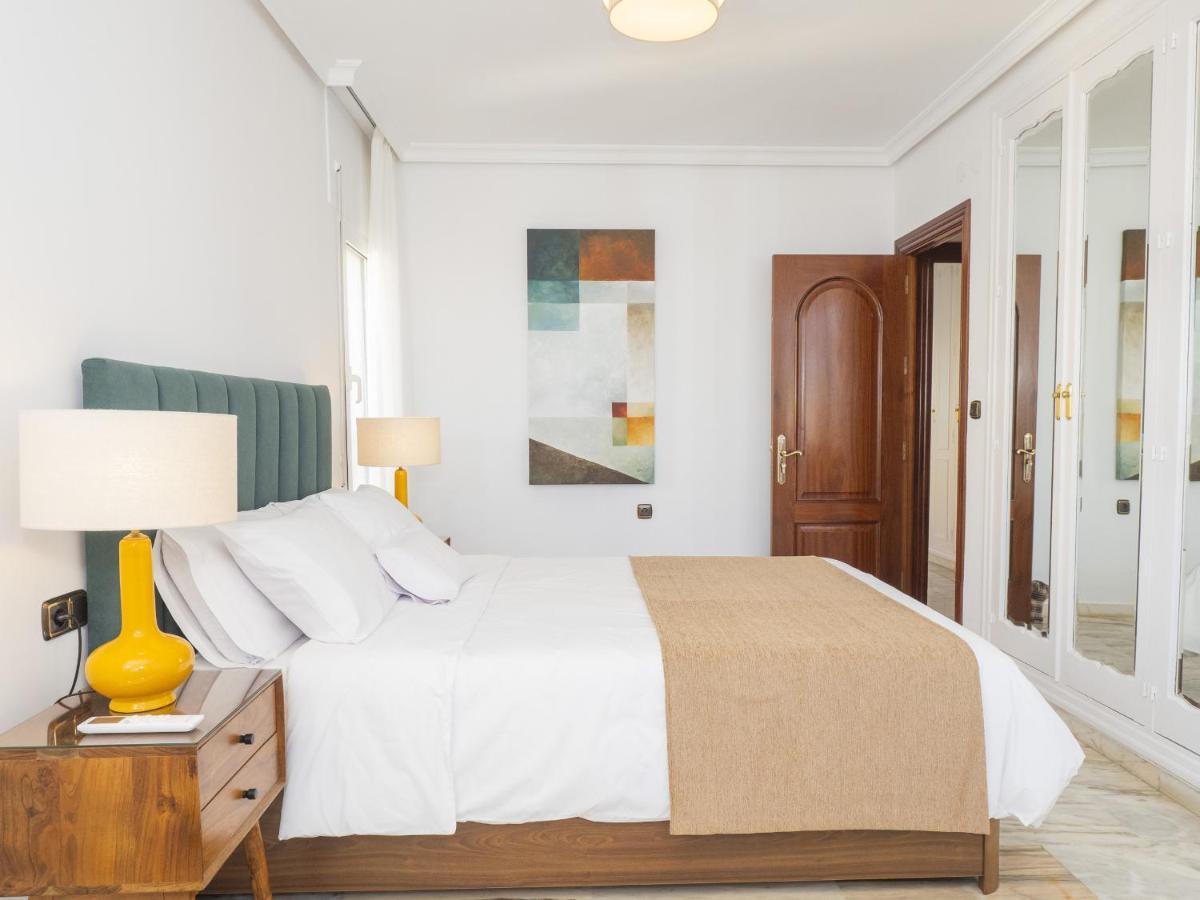 Apartment Cubo's Seaview Port & Free Parking Málaga