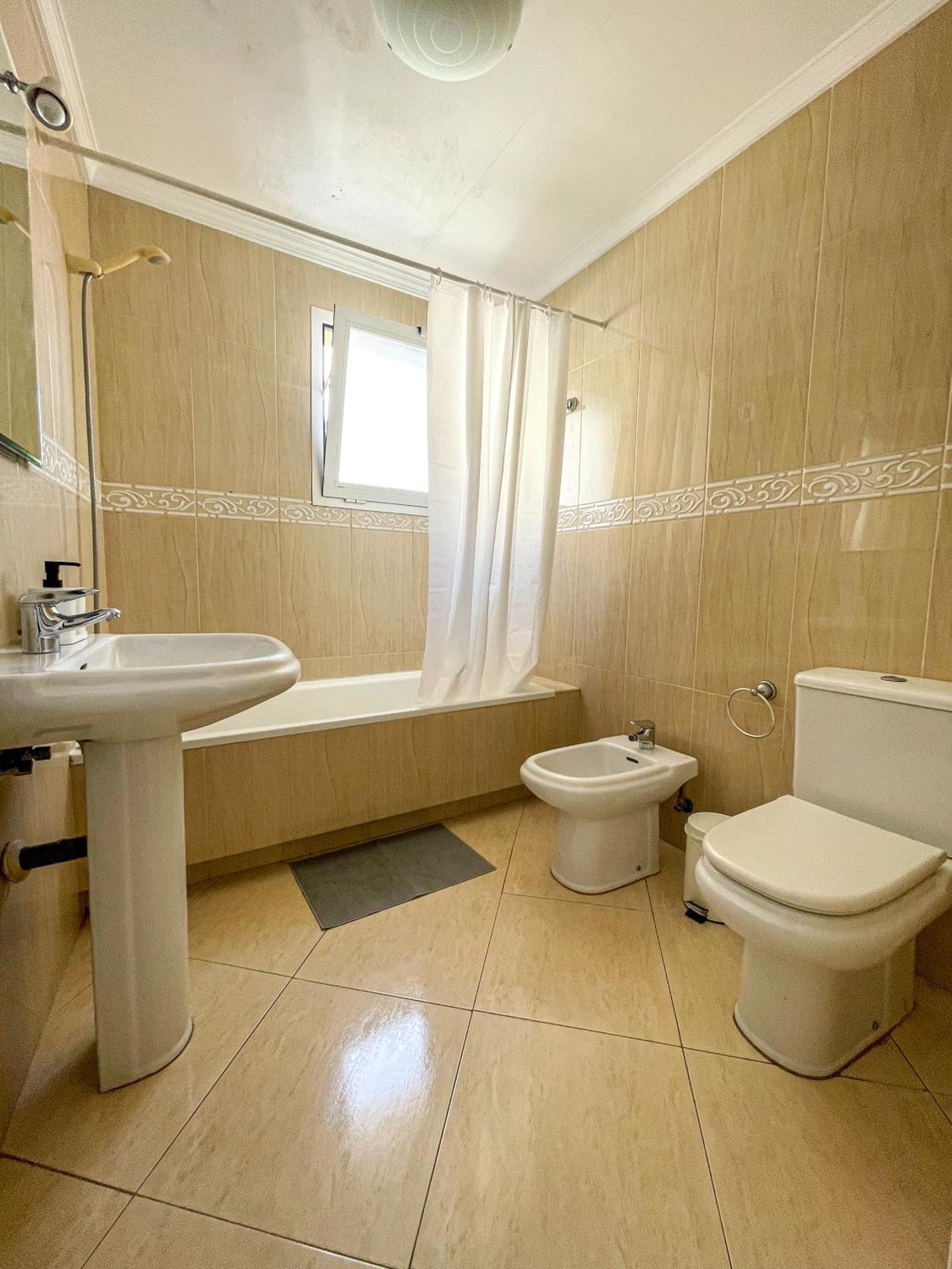 Couples Nest In Malaga! Malaga