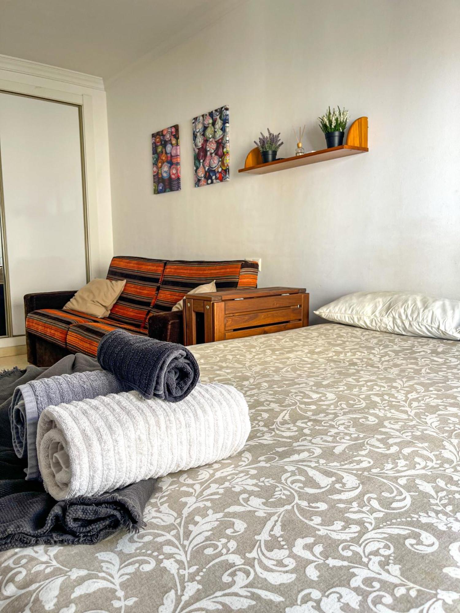 Apartment Couples Nest In Malaga! Malaga