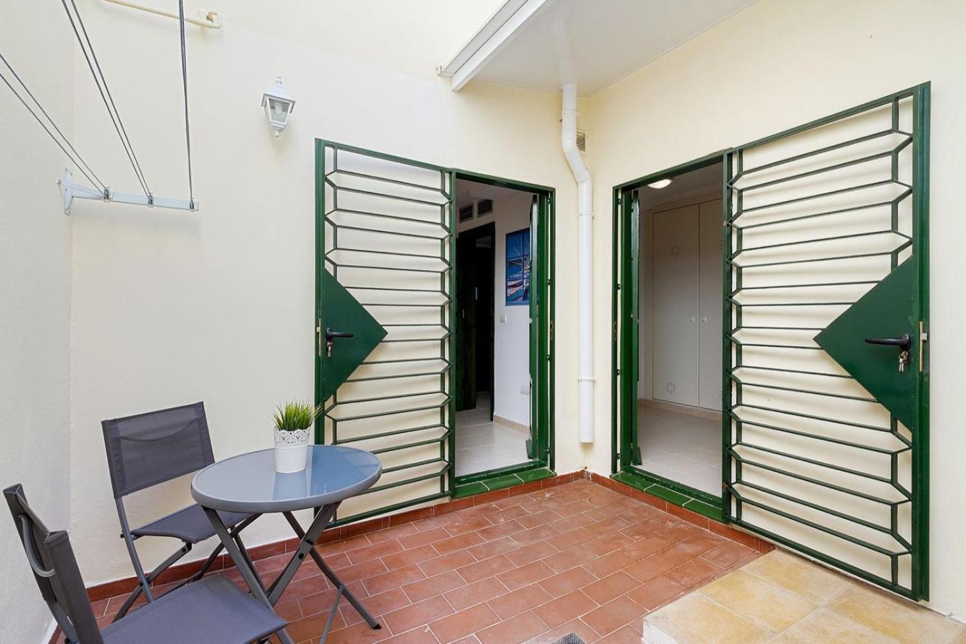 Holiday home Casita En Pedregalejo Sola Planta Malaga