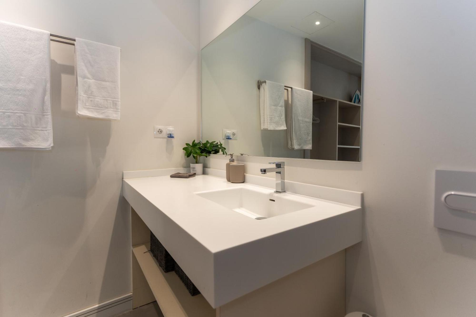 7 Dreams Apartment *