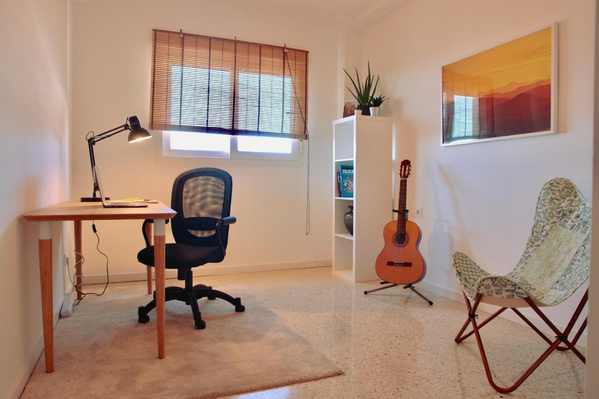 Large With Great Views Apartment Malaga
