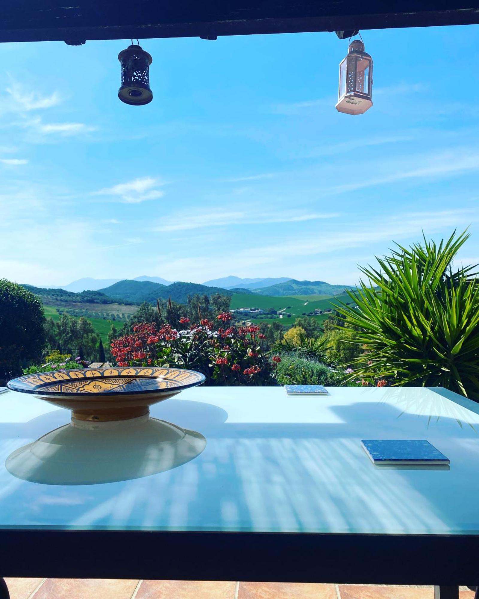 Azafran Villa *
