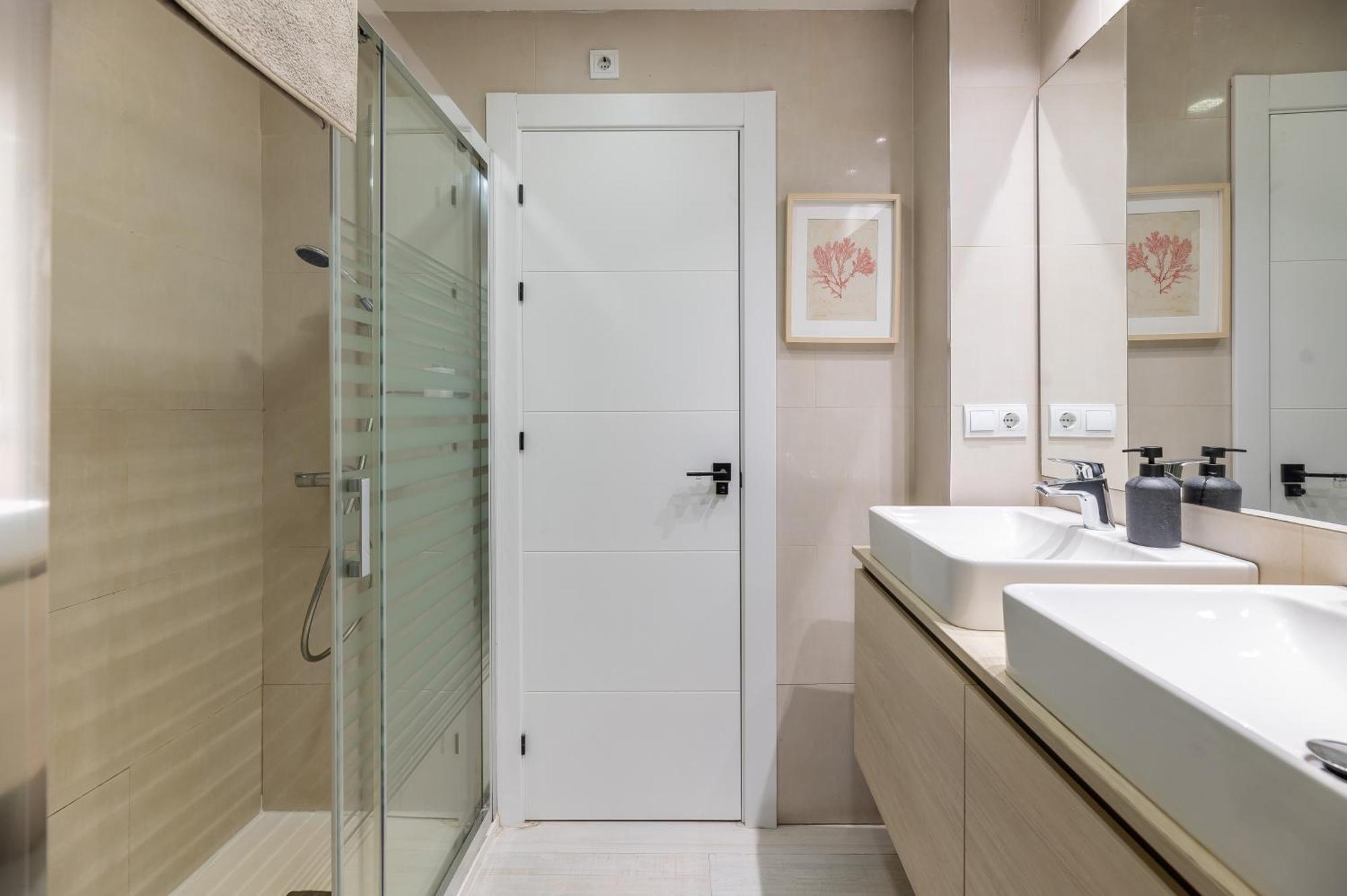Apartment Victoria 16 Premium By Nagoa Homes