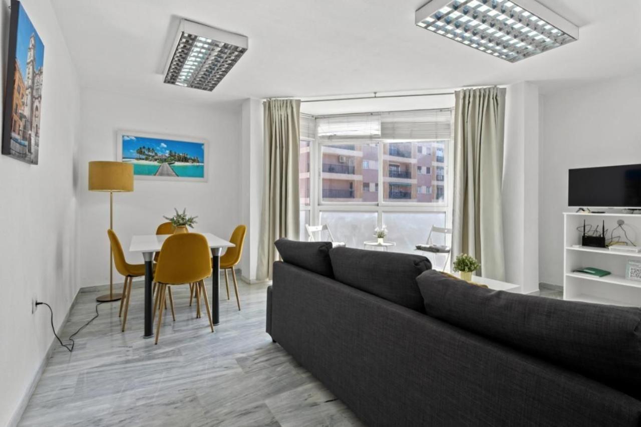 Apartment Luminoso Cuarteles By Greensol Homes