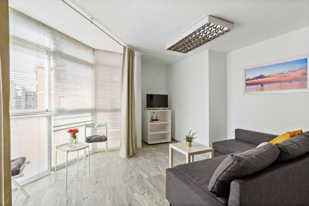 Apartment Luminoso Cuarteles By Greensol Homes
