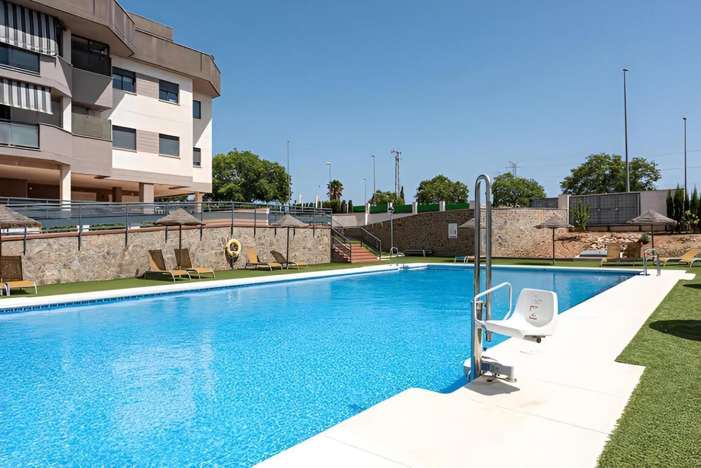Ven Descansa Y Conoce Apartamento Málaga