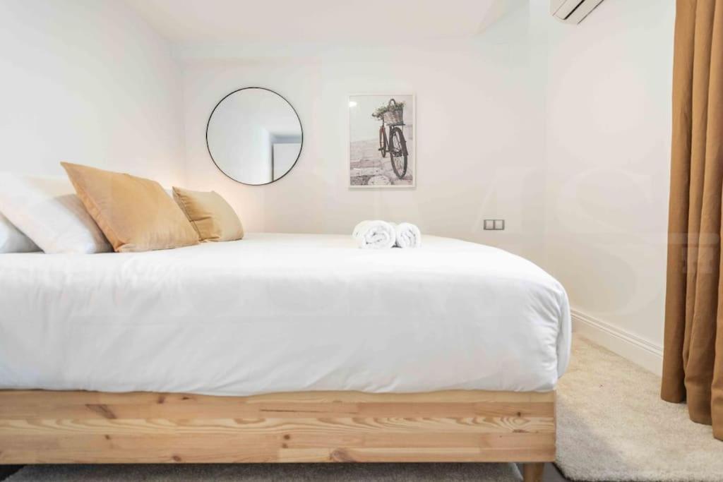 Bright Spacious Duplex With Terrace By Rems Apartment Malaga
