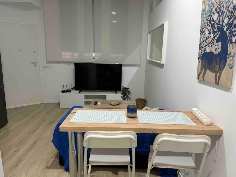 Estudio Avd. Velazquez Apartment Malaga