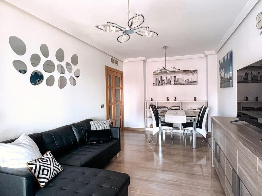 Alma Malaguena: 1era Linea Playa Apartamento Málaga