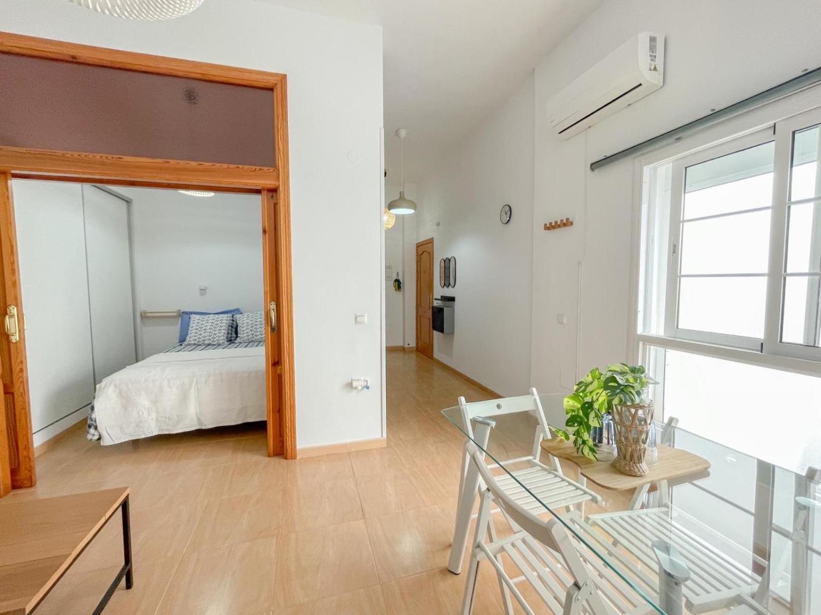 Plz De La Merced Solera Apartment Malaga