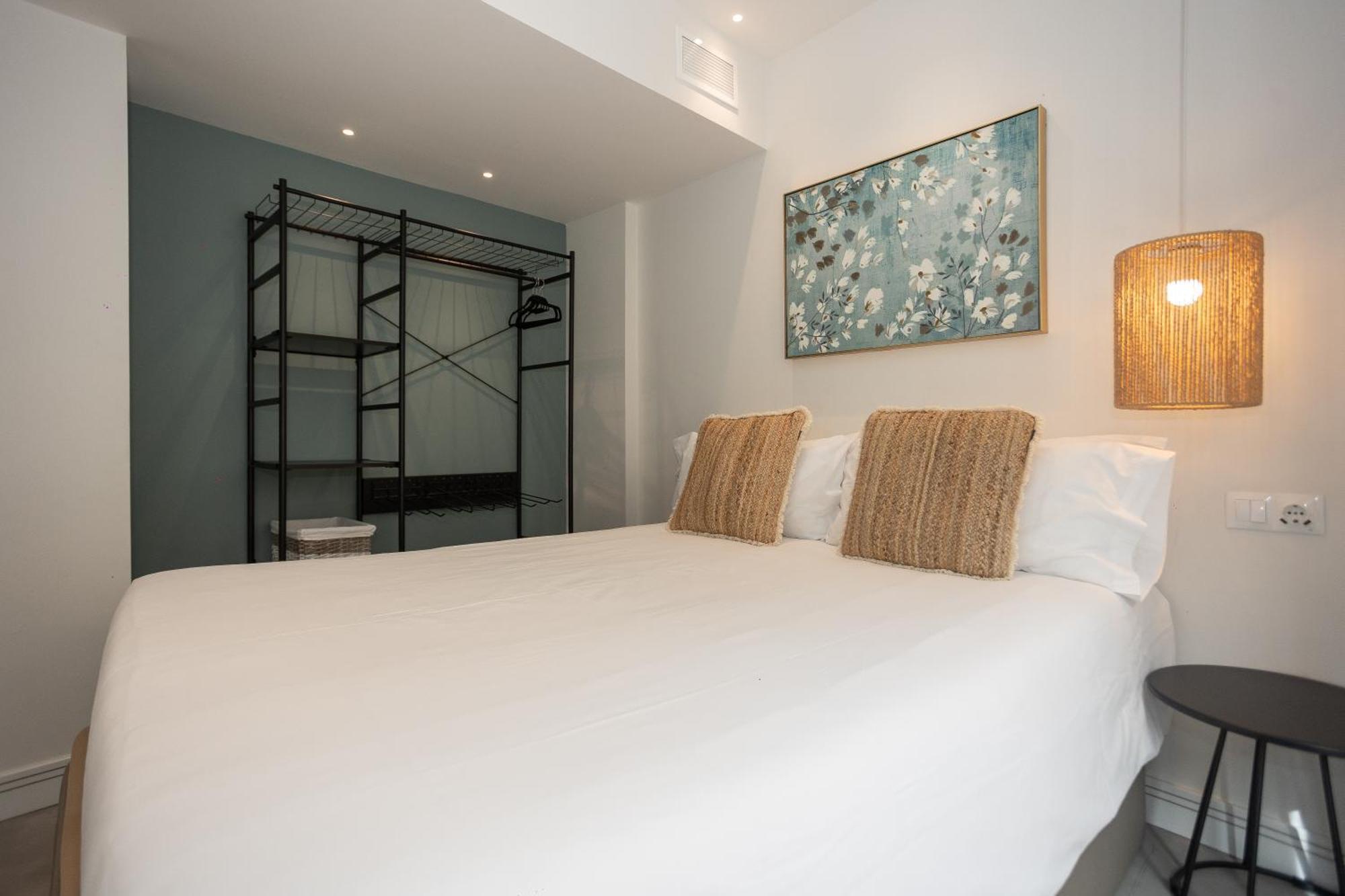 Apartment 7 Dreams