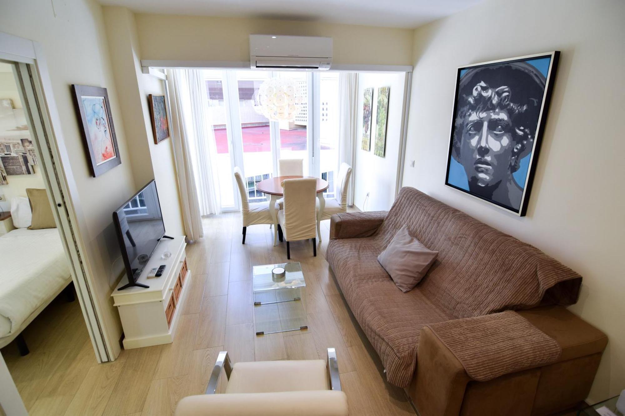 Apartment Malagueta Beachside Charm *