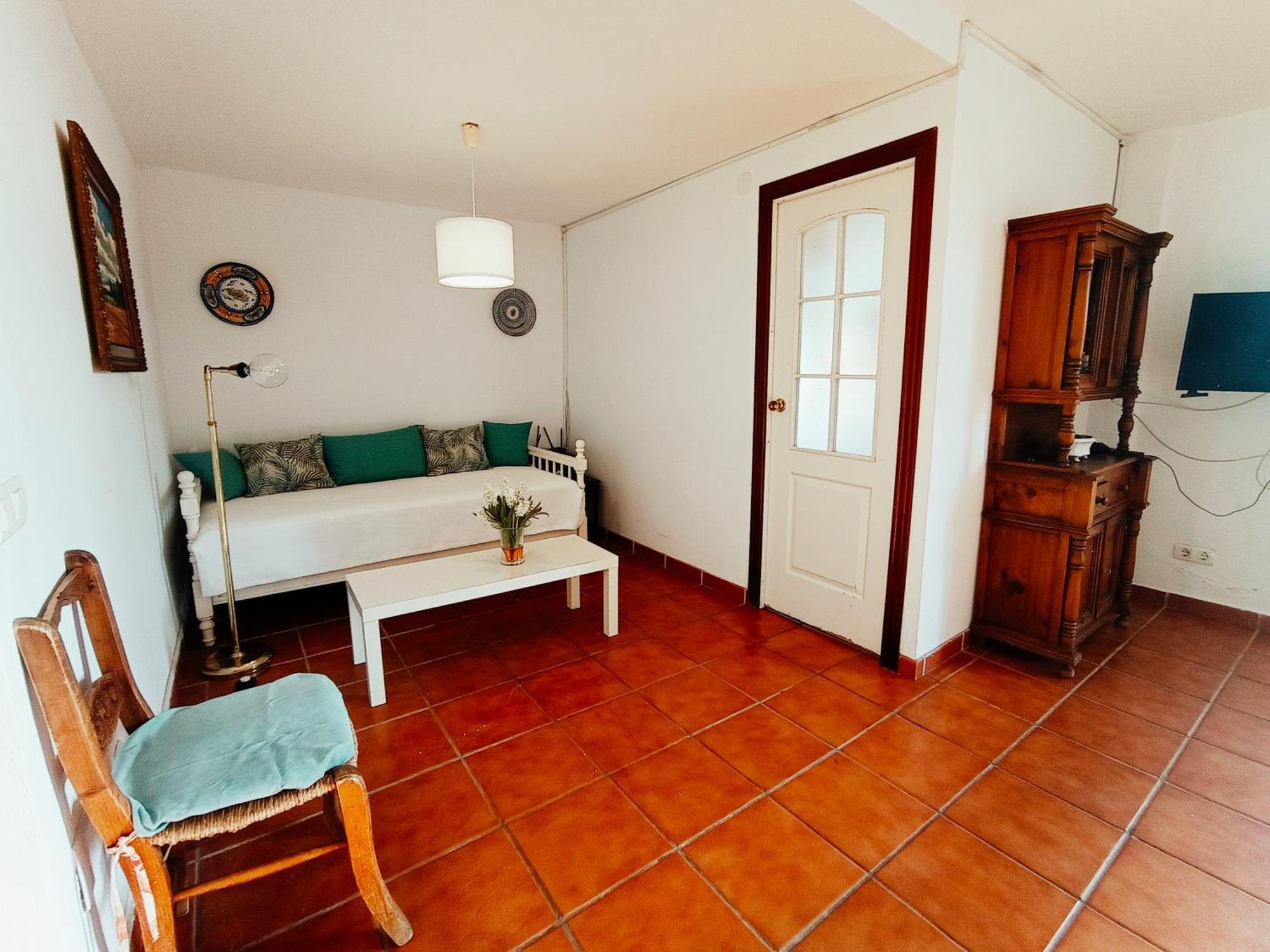 En Con Piscina Apartment *