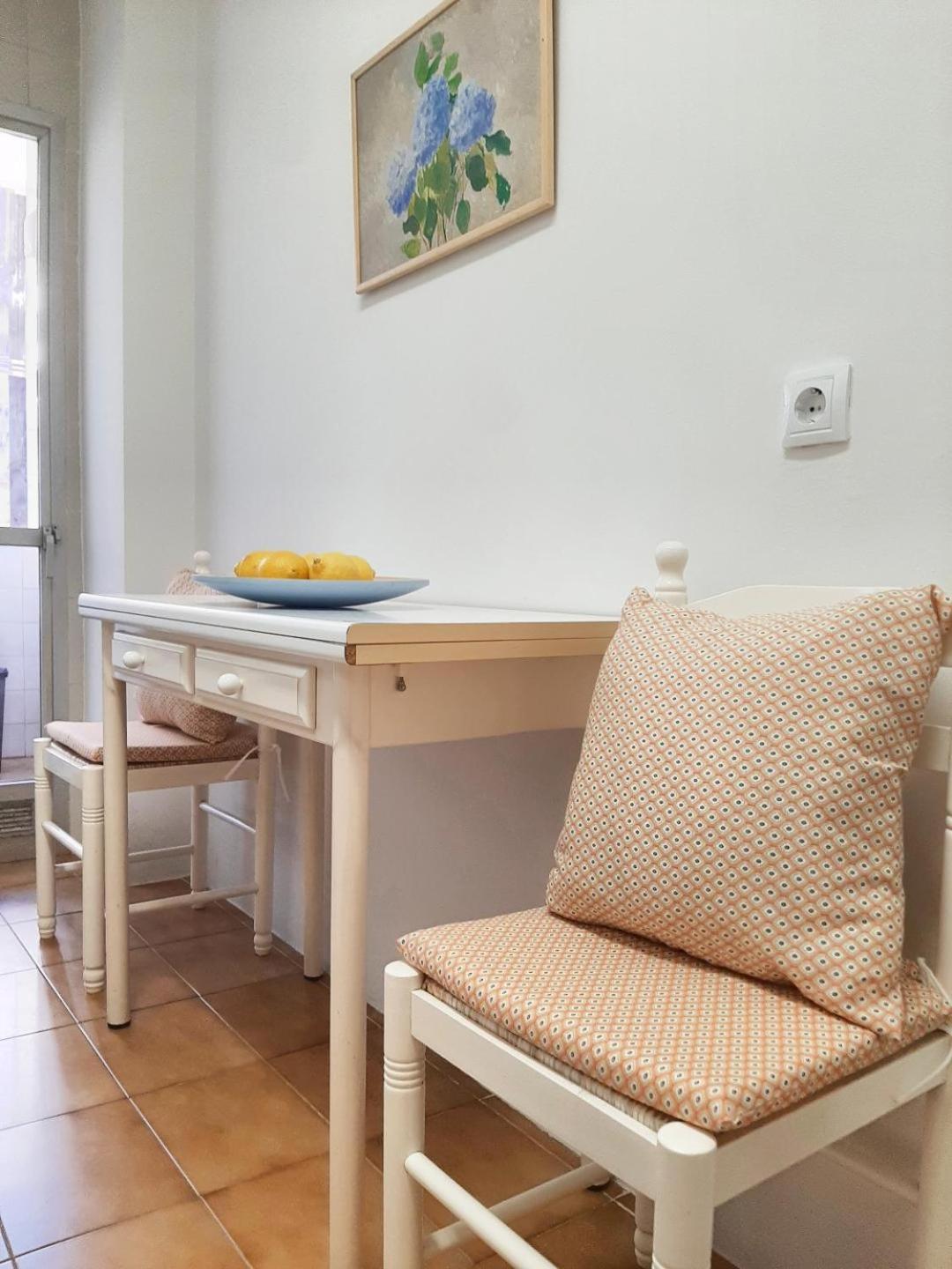 Panoramic Views To The Sea In Apartment *