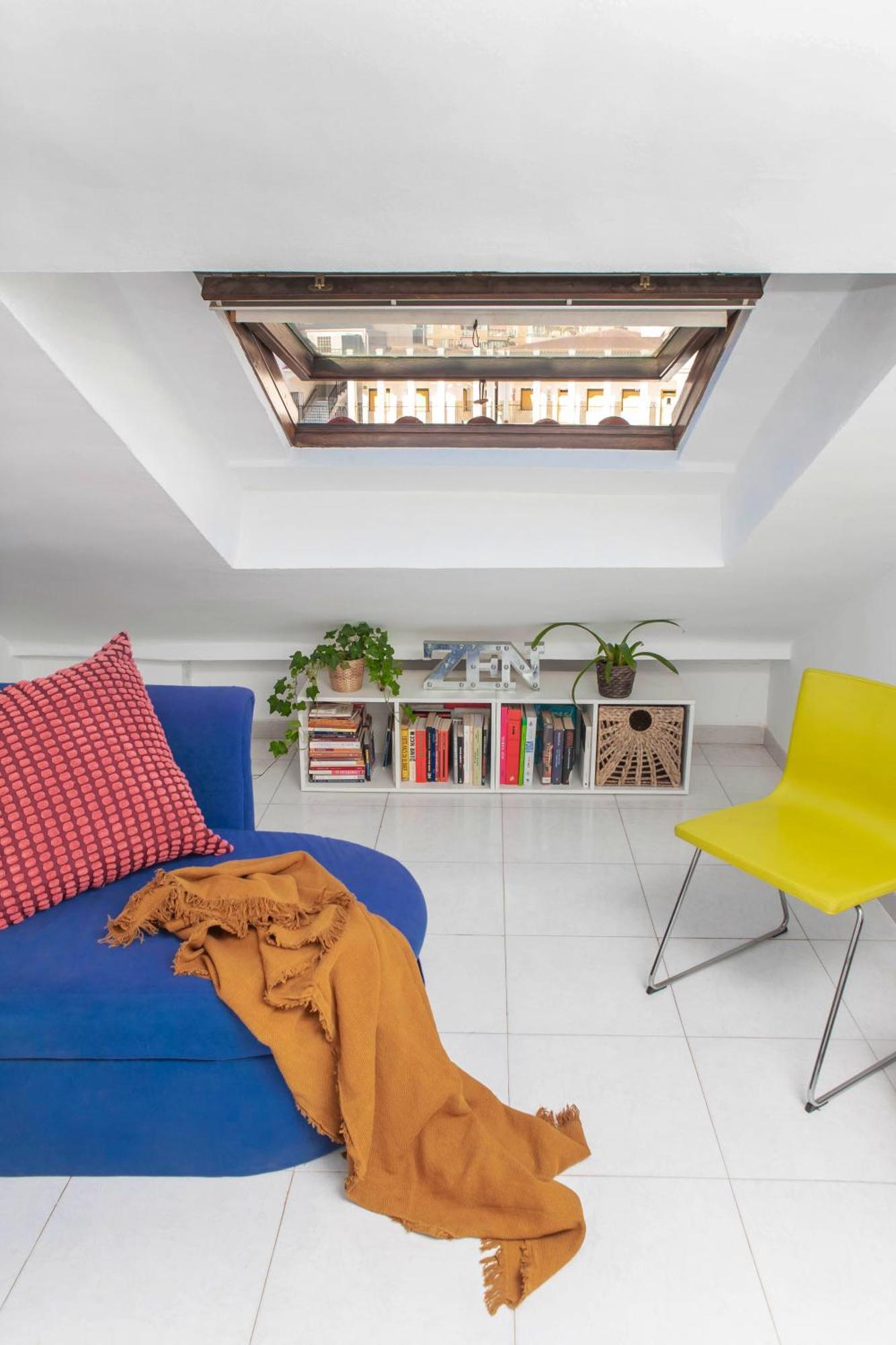 Appartement Picasso's Dream Cozy & Chic Attic Plaza Merced Málaga