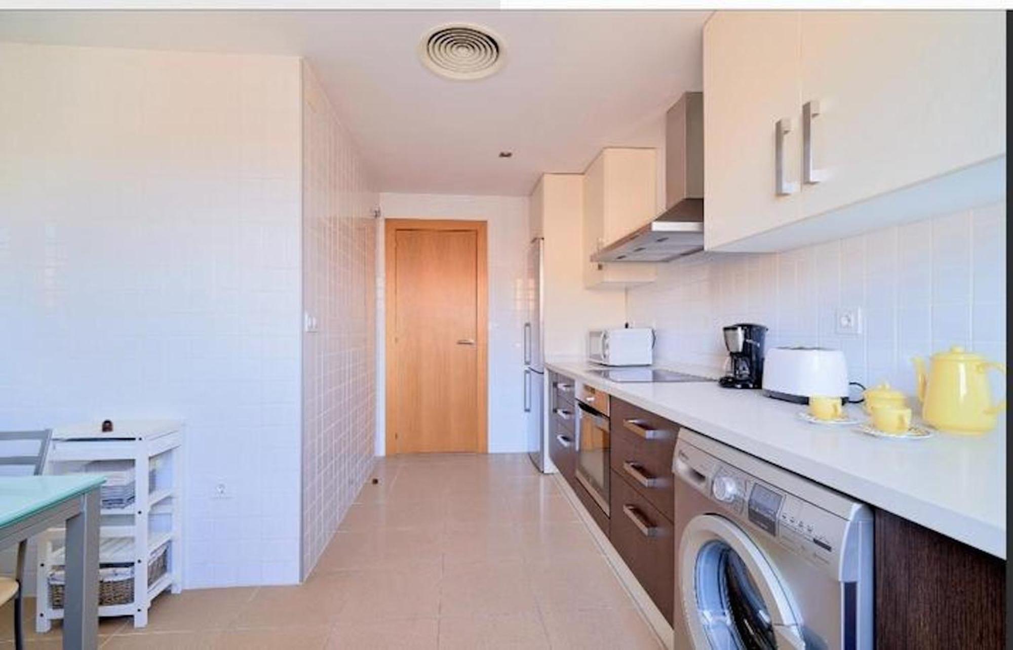 Apartment Holidays2malaga Heroe De Sostoa Con Piscina Junto Estacion Ave Y Playa Malaga