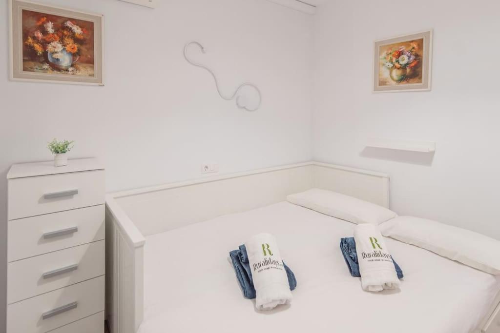 Near The Centre + Free Parking Apartment *