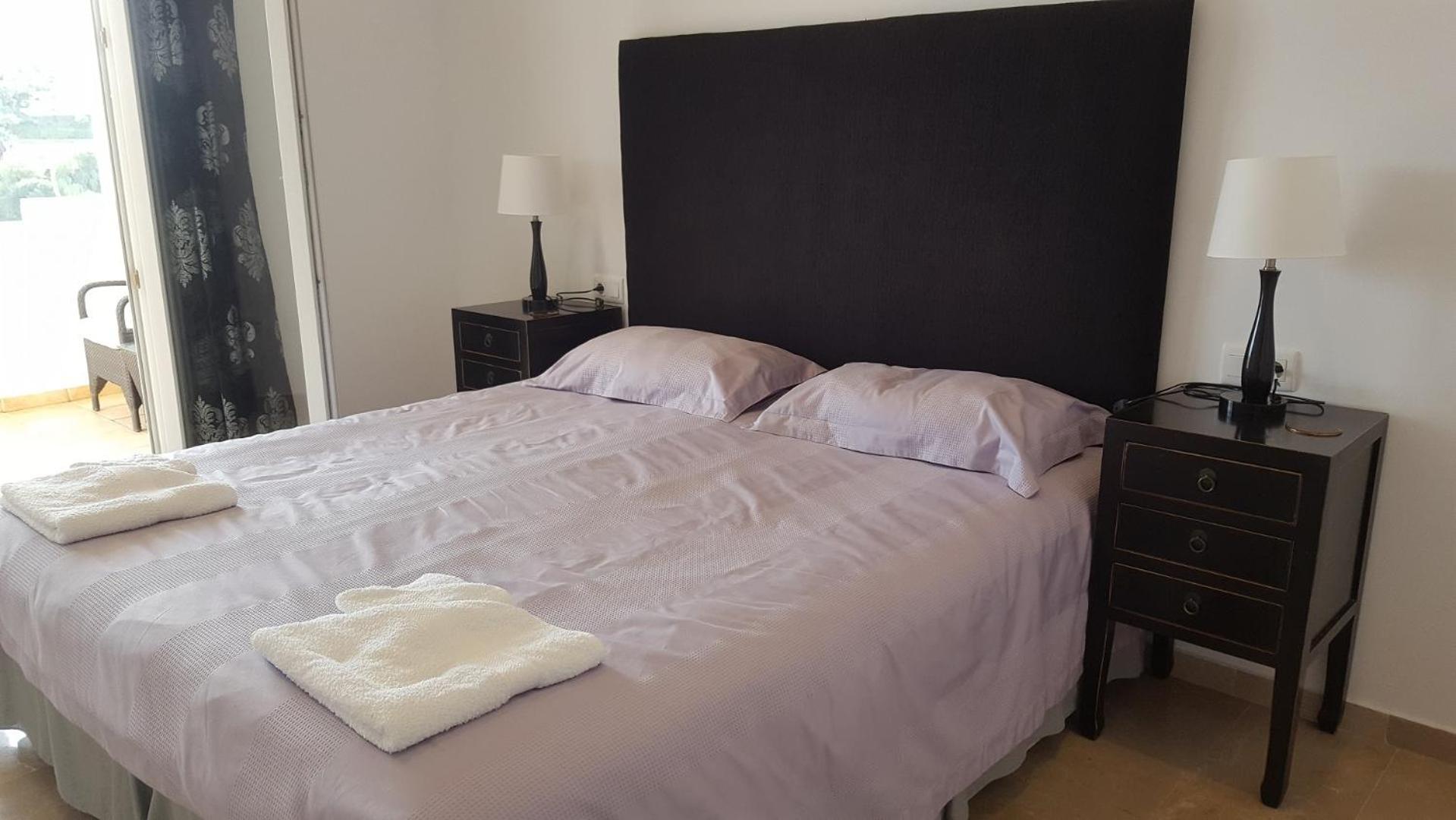 Apartment Lovely 3 Bed 2nd Floor In Miraflores