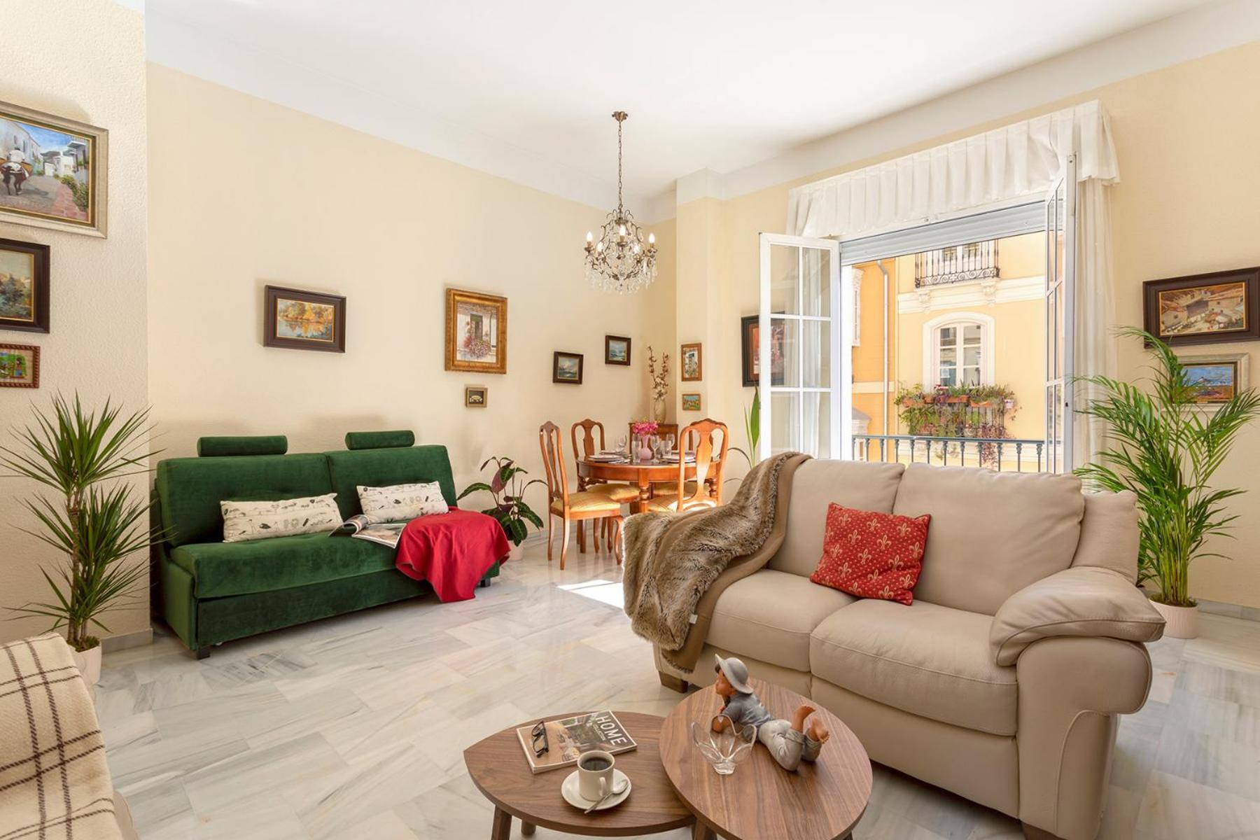 Appartement Balcon Y Parking Carreteria 77 *