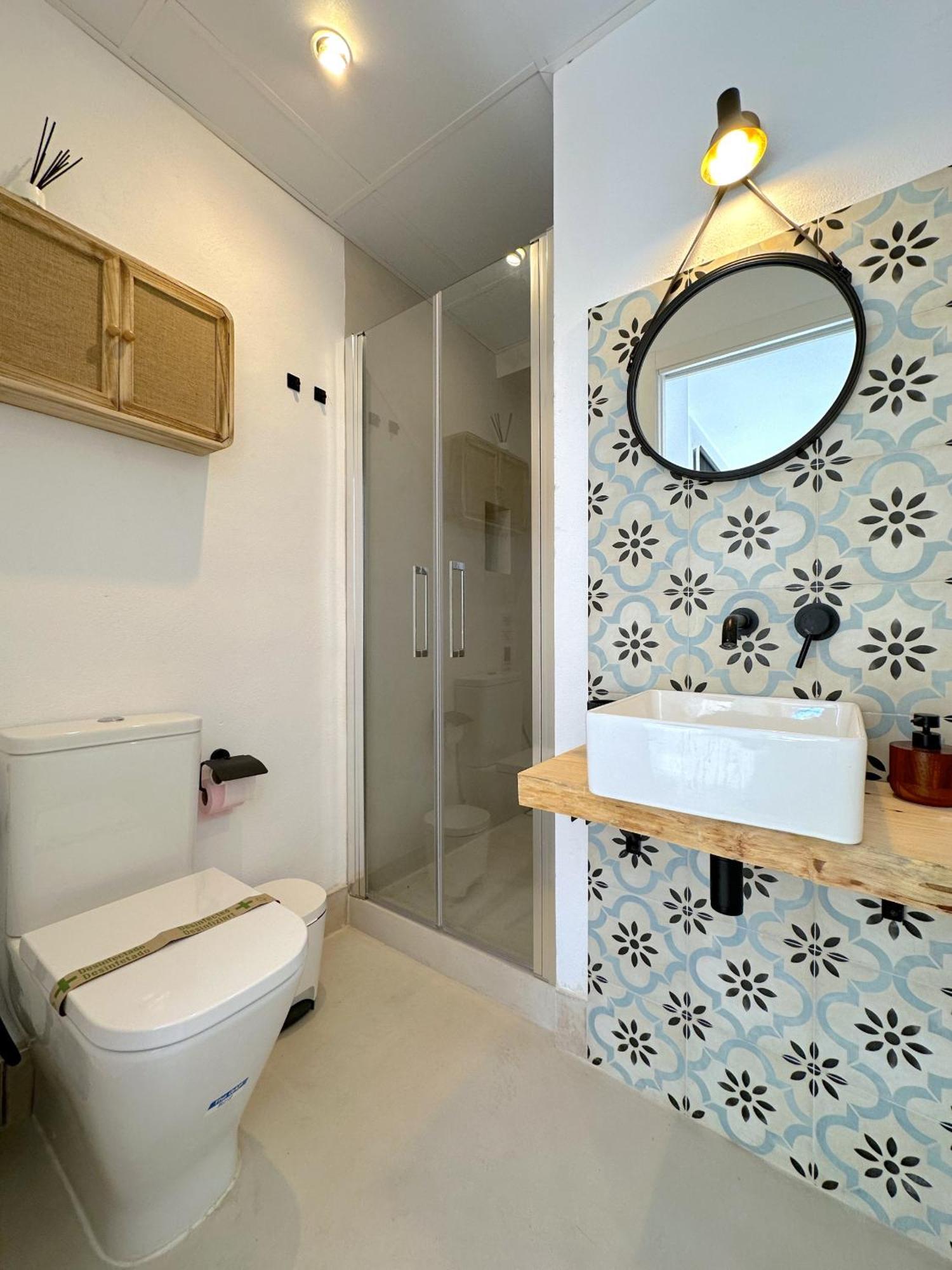 Clavero Six Premium Malaga