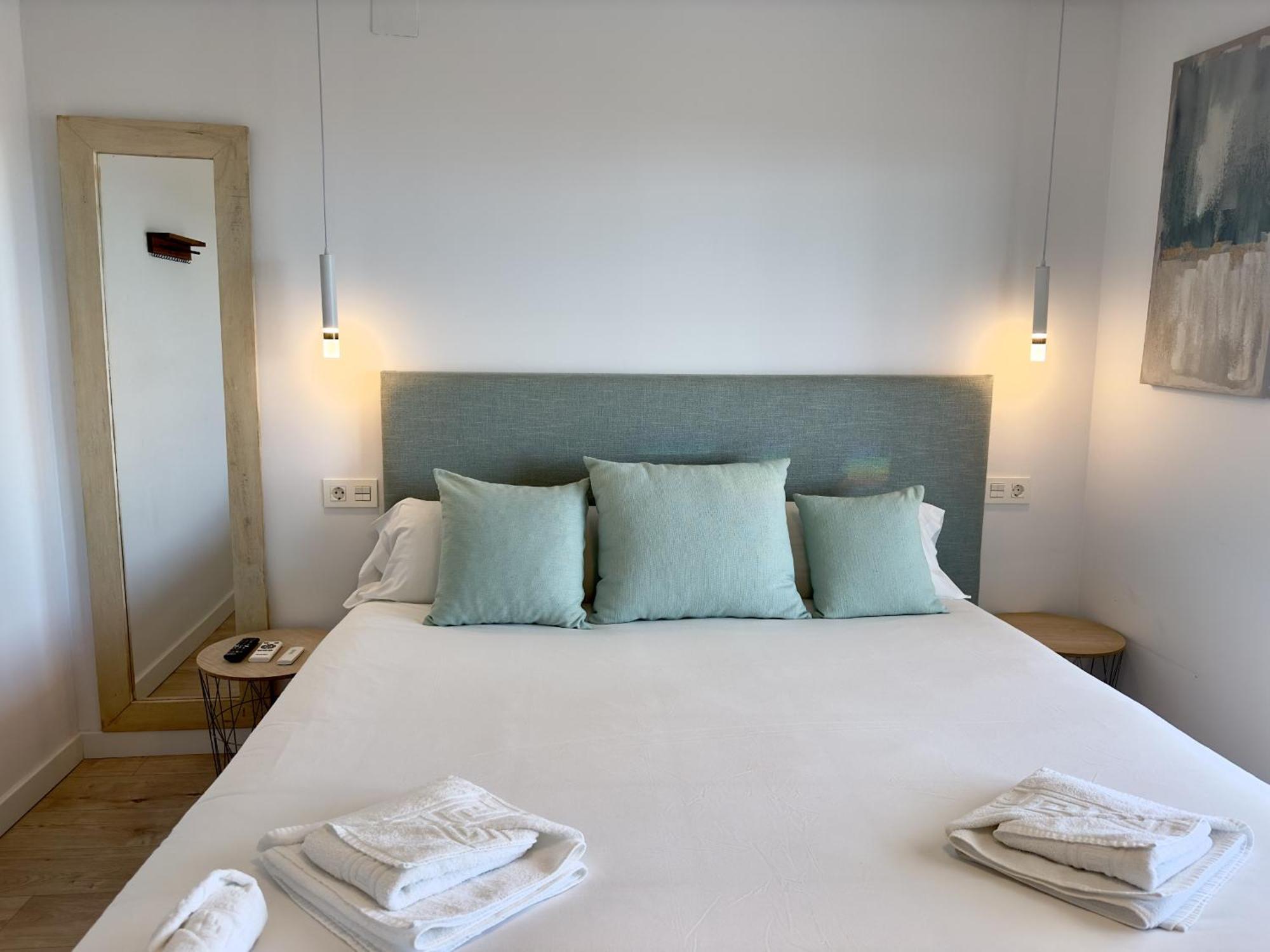 Urbe10 Hacienda Paredes 2 Bedrooms Apartment