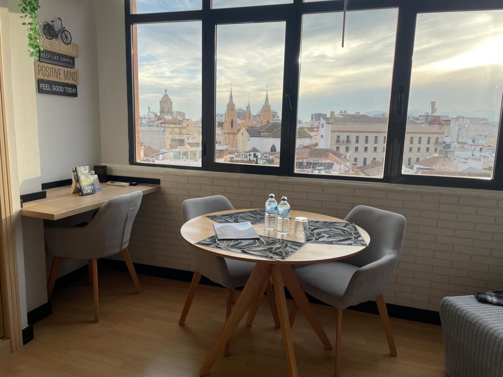 H2m Andres Perez Loft En Casco Historico * Málaga