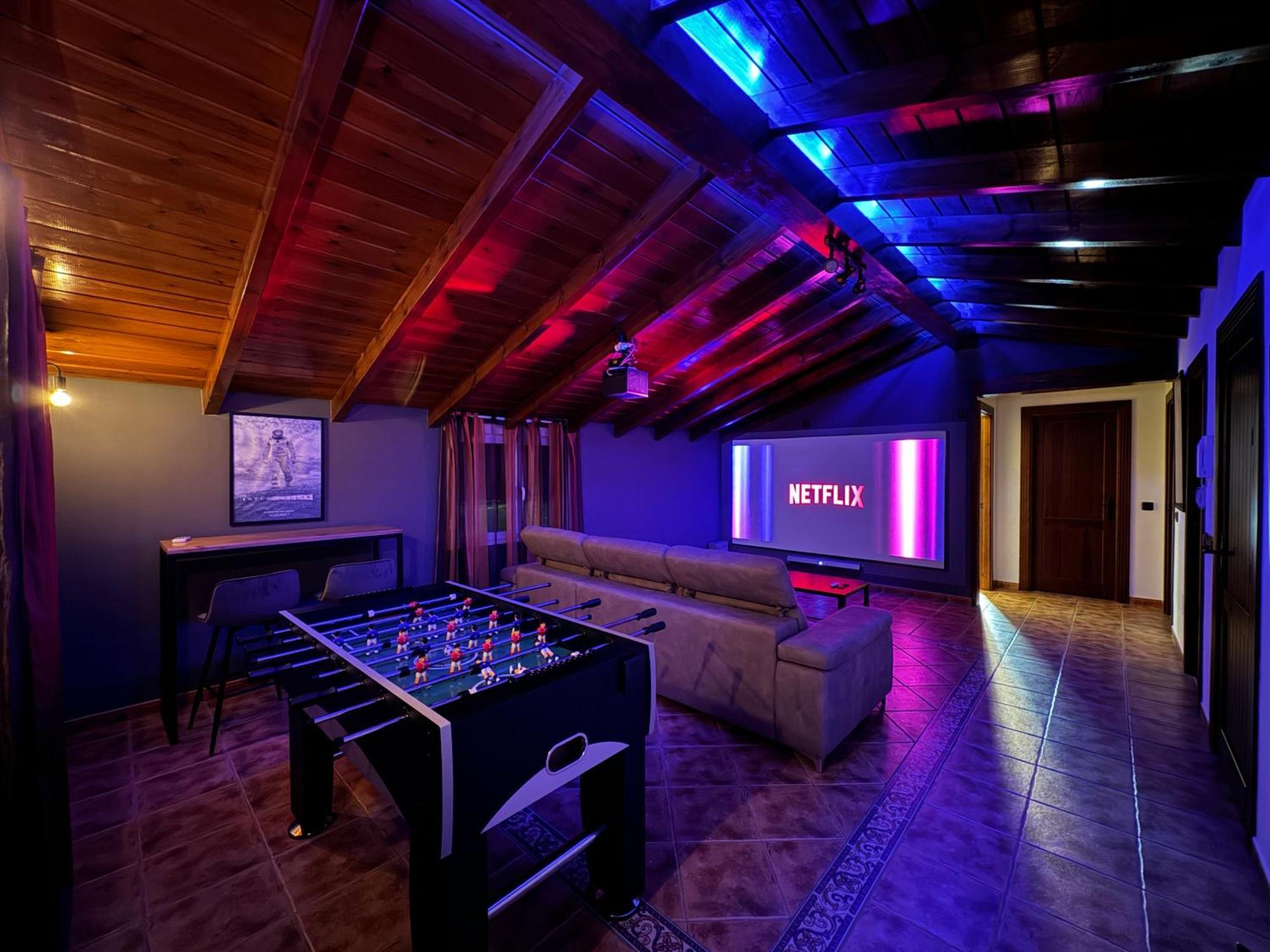 Vakantiehuis El Parral - Piscina Y Sala De Cine