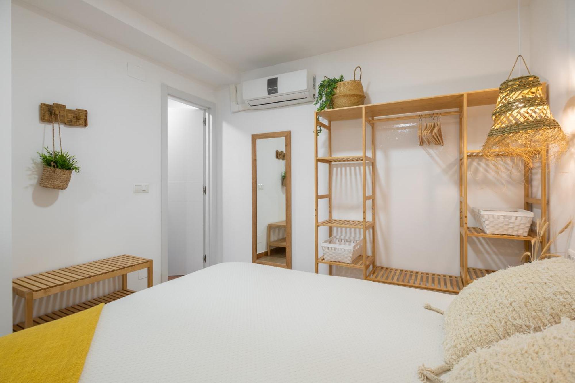 Alma House 1 *
