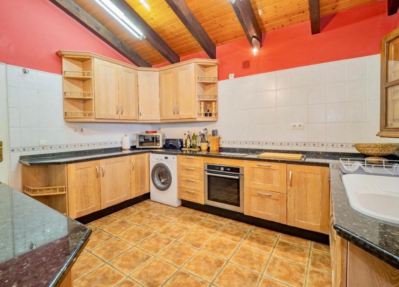 Villa Buenavista - Stunning Views - Private