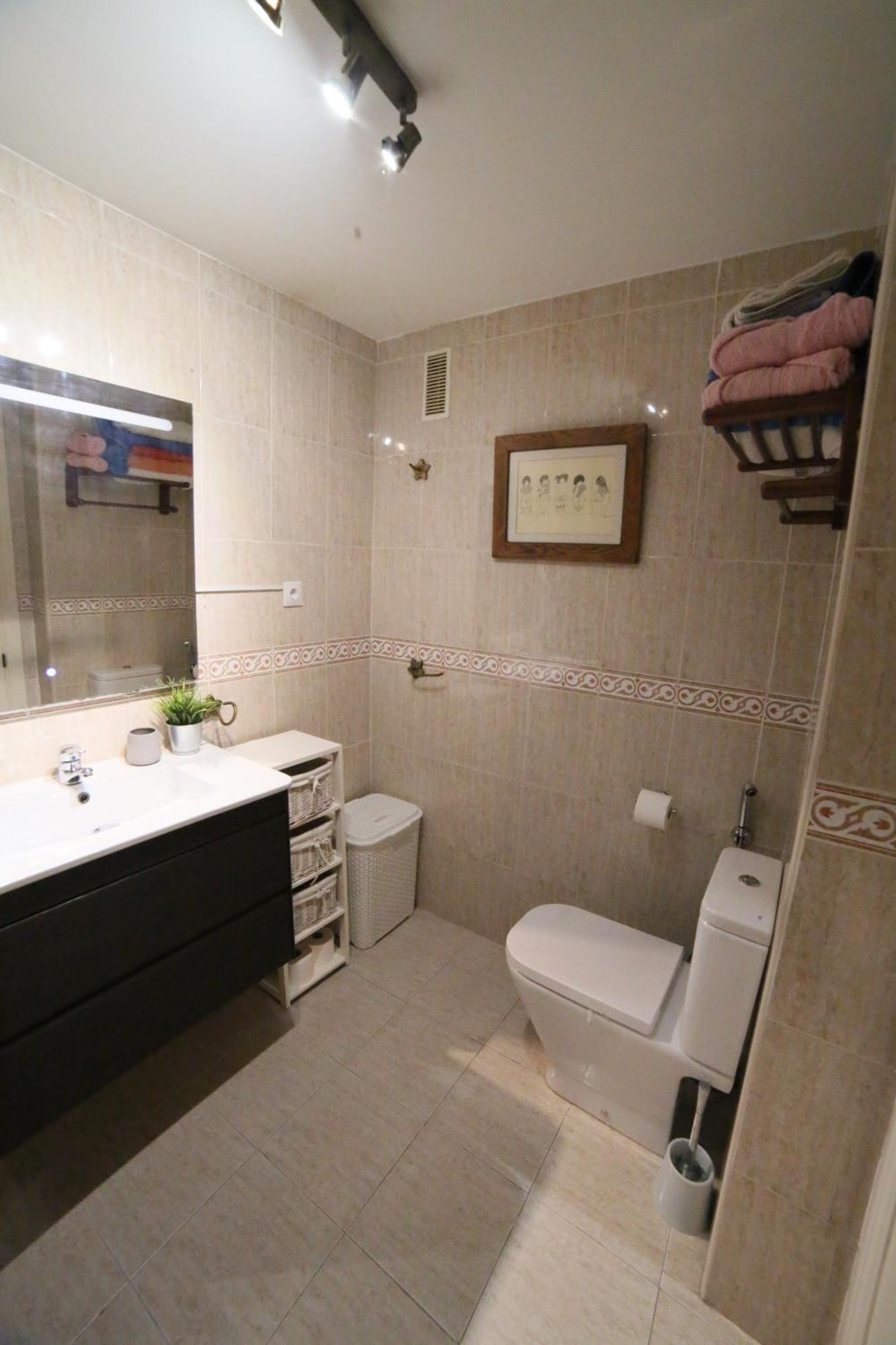 Apartment Luchana 15 *