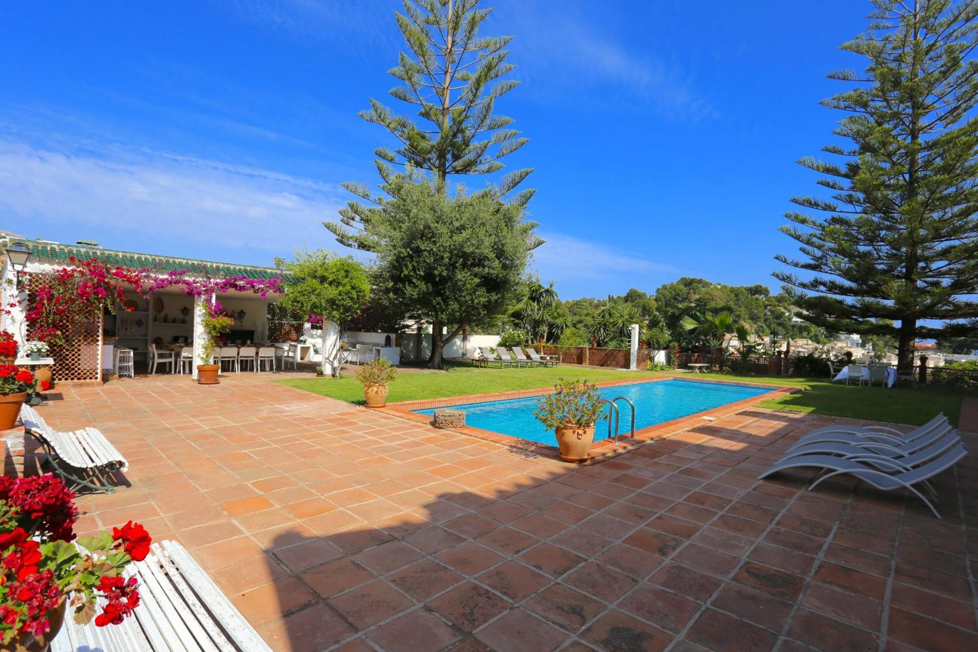 Clavero Six Premium * Malaga