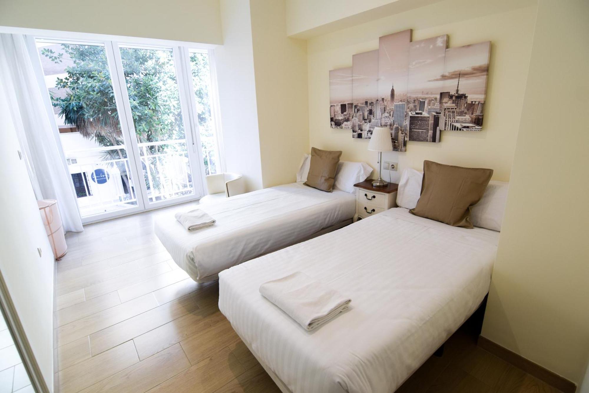 Malagueta Beachside Charm Apartment