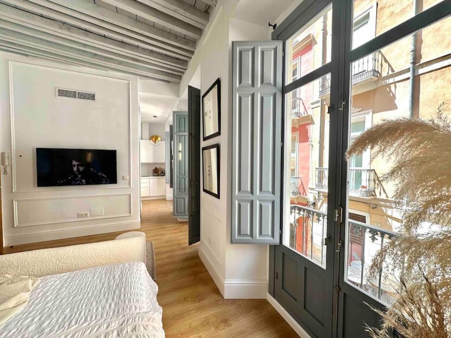 Bakari * Malaga