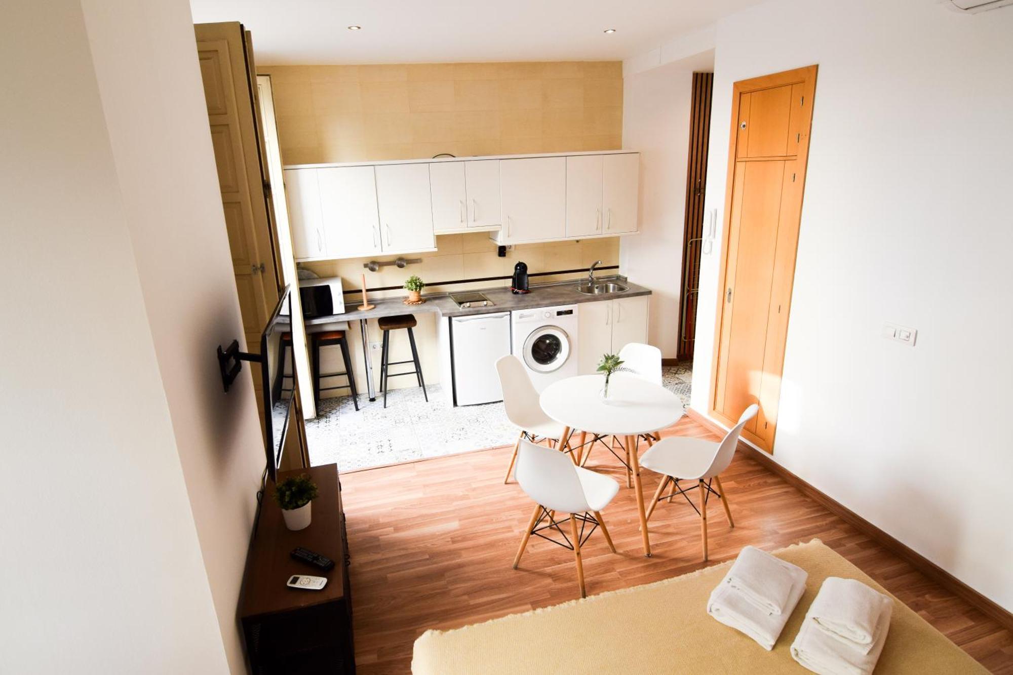 Letmalaga Carreteria 82' Apartamento Málaga